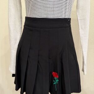 Superdown Black Pleated Skirt with Red Rose Embroidery